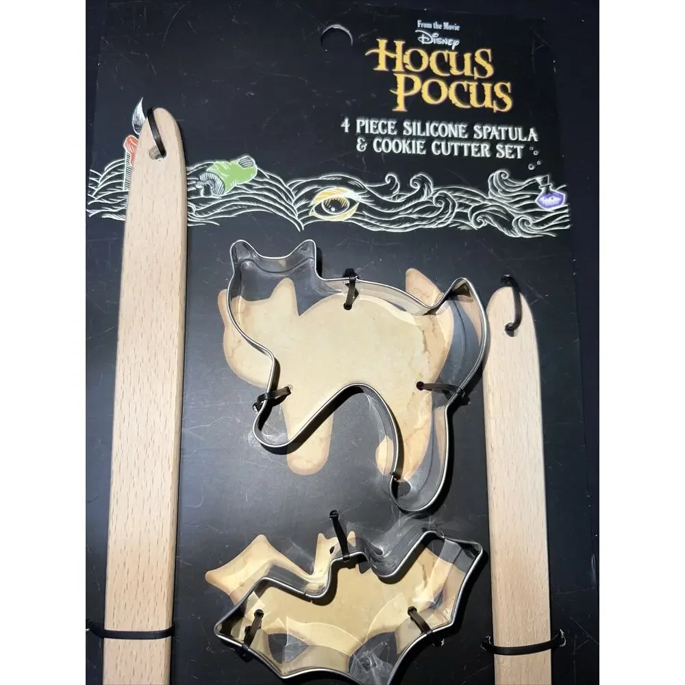 New Disney HOCUS POCUS 4 Piece Silicone Spatula & Cookie Cutter Set Halloween